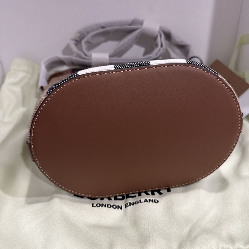 NWT Burberry Small Check Canvas Bucket Bag With Dust Bag - Picture 5 of 7